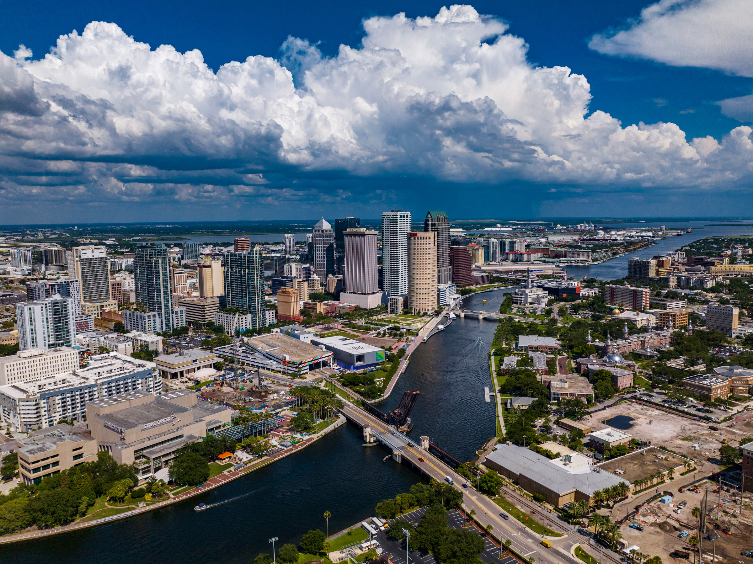 Navigating the Roads of Tampa, Florida: Uninsured Motorists and Your Safety