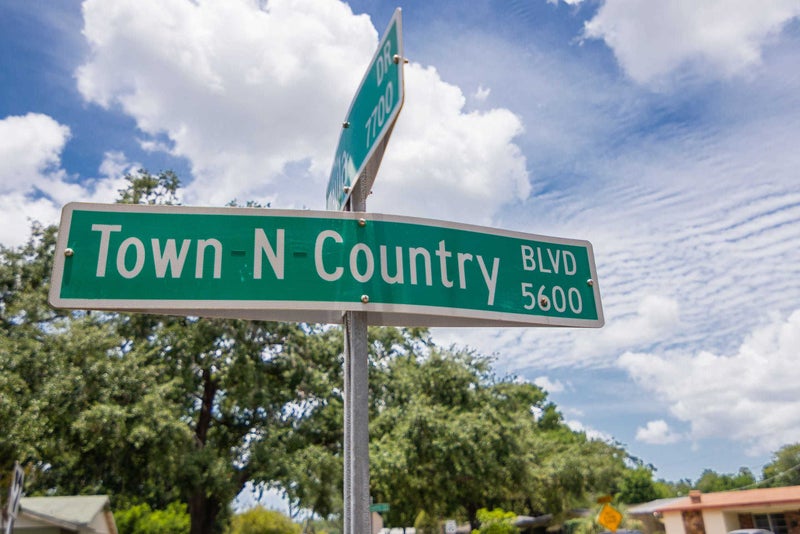 Car Accidents in Town 'n' Country, Florida